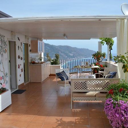 Apartment L'Attico Taormina Zewnętrze zdjęcie