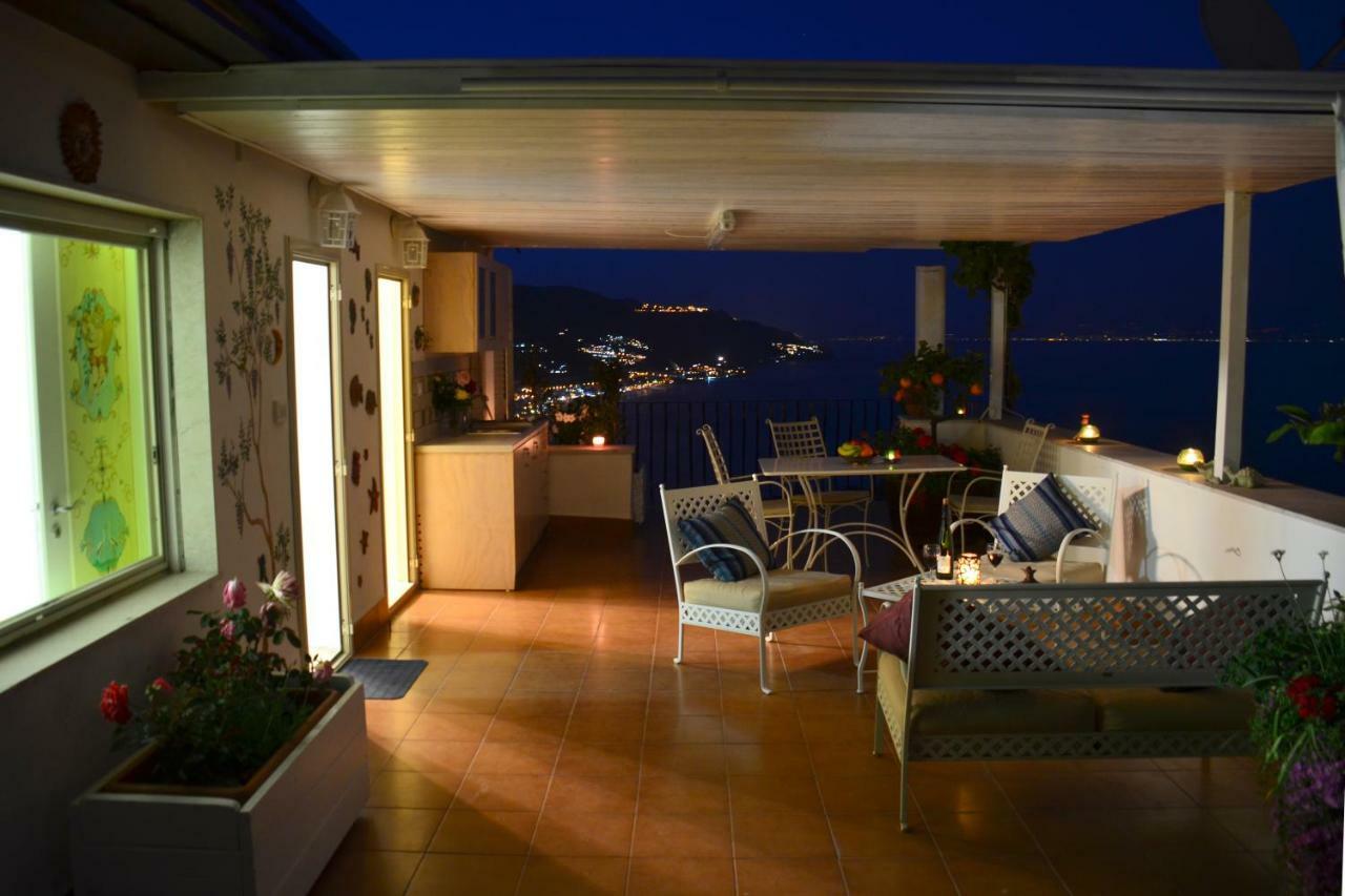Apartment L'Attico Taormina Zewnętrze zdjęcie